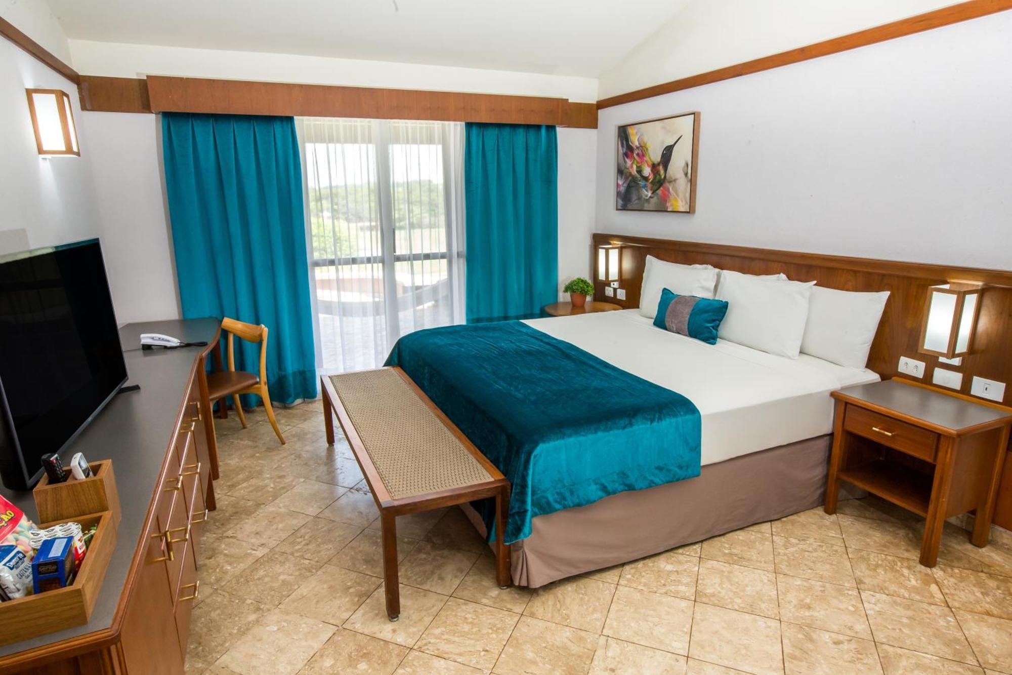 Blue Tree Thermas De Lins Resort Екстер'єр фото A room at the hotel